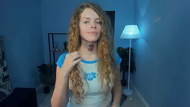 RayaNenlia's cam snapshot