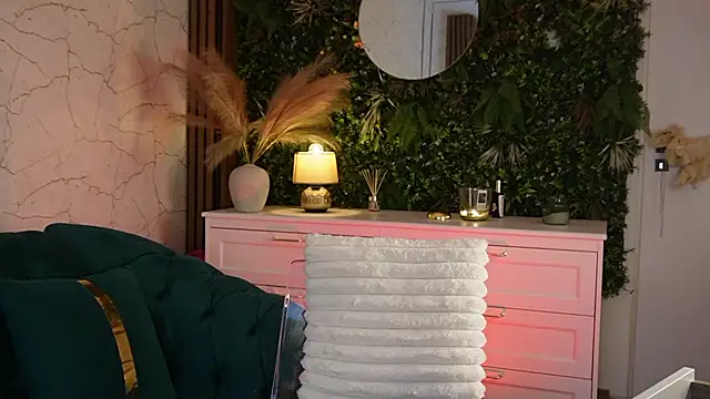 angel_wow_'s cam snapshot