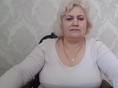 AngelaFamez's cam snapshot