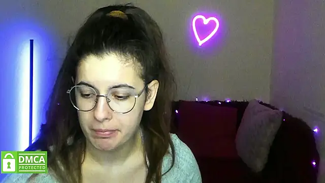 Aminabeatris's cam snapshot