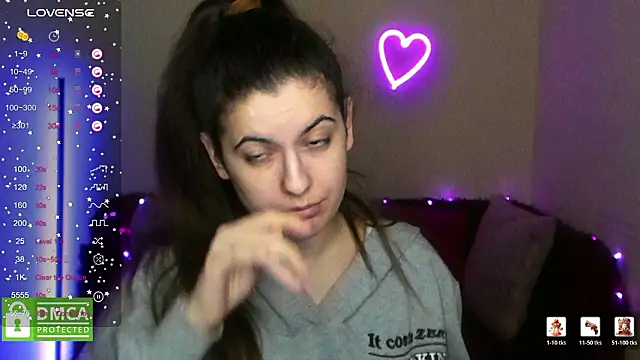 Aminabeatris's cam snapshot