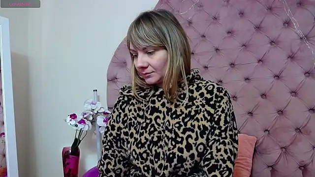 Leslie_passion's cam snapshot