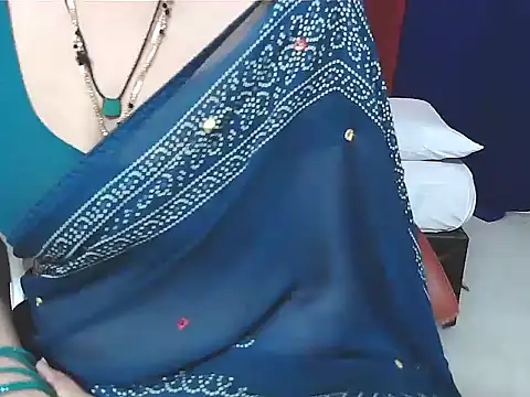 sunitha-3's cam snapshot