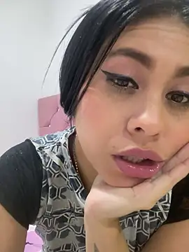 Lulu_Monroe's cam snapshot