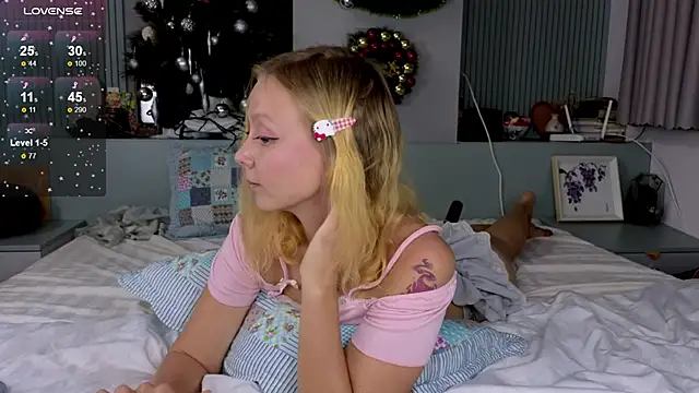 cassie_miu's cam snapshot