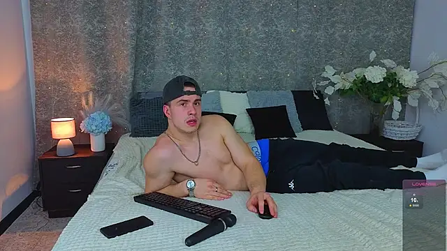 Kris_Braun live sex cam