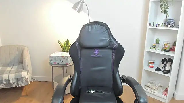 _BellaEvans_'s cam snapshot