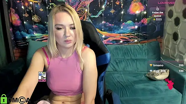 CrystalGirl99 live sex cam