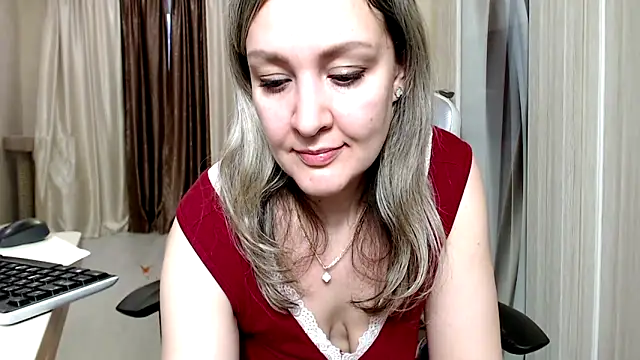 PrettyTaya's cam snapshot