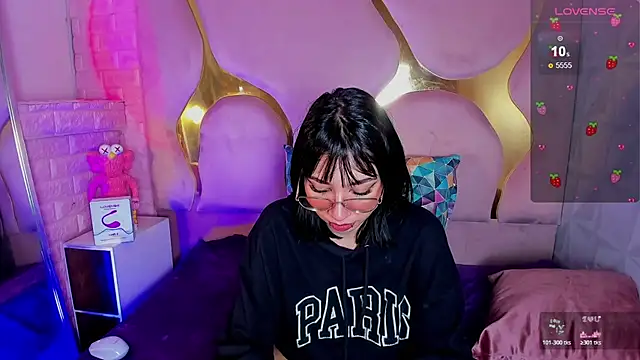 NaniiSisy's cam snapshot