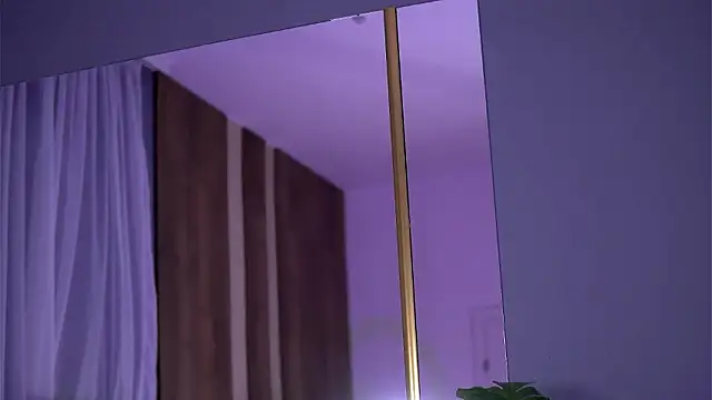 AwaLynch's cam snapshot