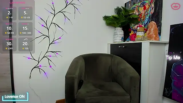 leeahnoirr live sex cam