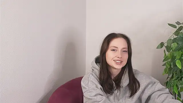 RuthRaska's cam snapshot