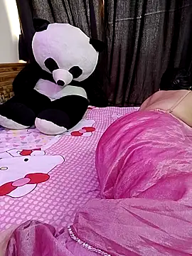 kaamuk_shweta live sex cam