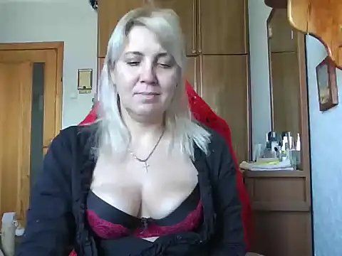 IrinaB1's cam snapshot