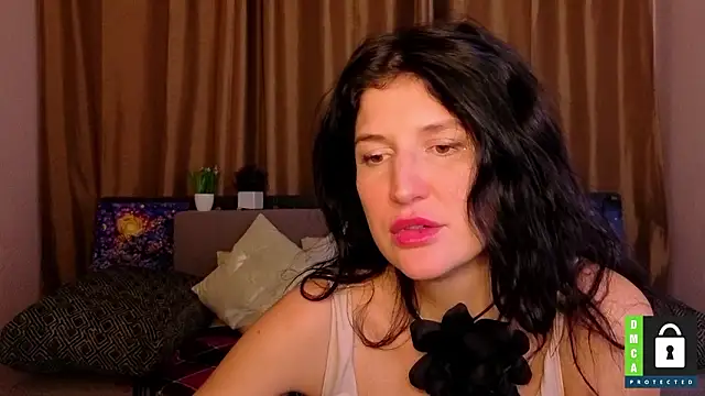 Alianna_Solo_Kisses's cam snapshot