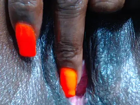 SwaziBeauty's cam snapshot