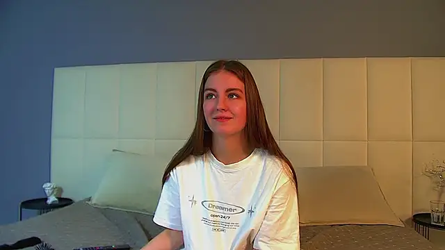 SofiaSarvain's cam snapshot