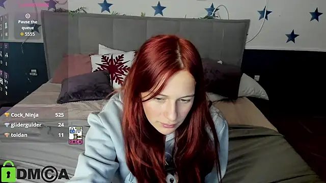 Lily_Viola's cam snapshot