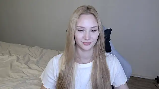 Layla001's cam snapshot