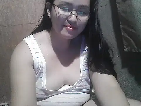 yummy_jyra02167's cam snapshot