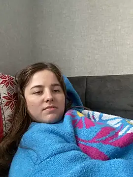 Lady_woman's cam snapshot