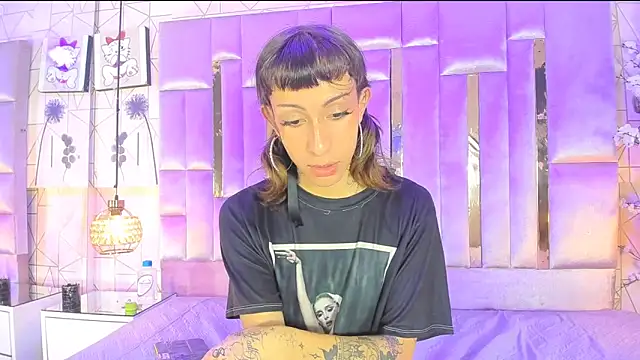 MadisonWood01 live sex cam