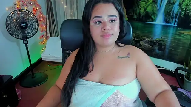 oliviia_cute's cam snapshot