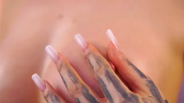 LaraSynn's cam snapshot