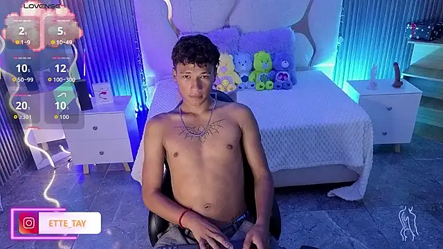 Ette_tay live sex cam