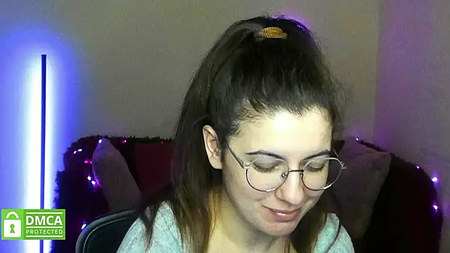 Aminabeatris's cam snapshot