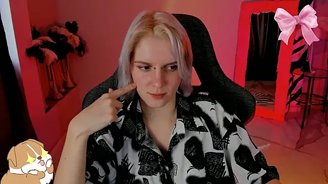 BethanyCloud's cam snapshot