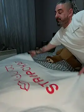 Aphrodite-22 live sex cam