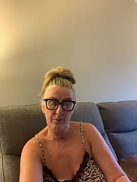 Mrsmoggy's cam snapshot