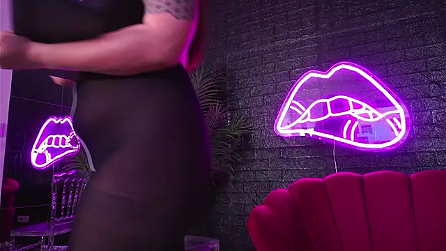 Annabellerise's cam snapshot