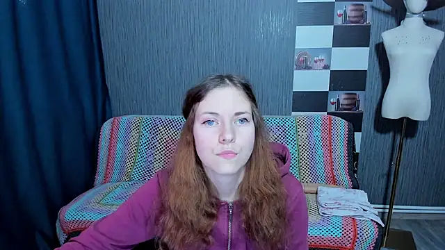 pa1e_pr1ncess's cam snapshot