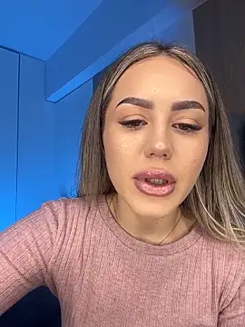 alisa_w's cam snapshot