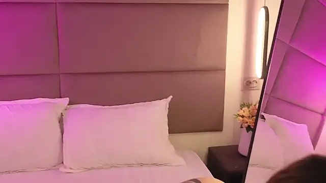 KittyOdley's cam snapshot