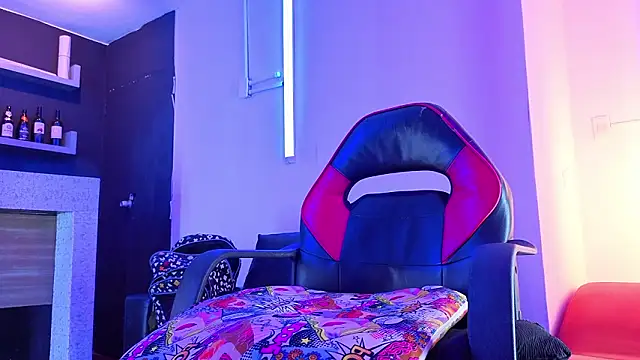 nova_salvatore's cam snapshot