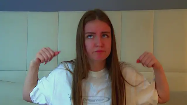 SofiaSarvain's cam snapshot