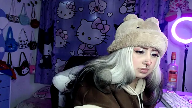 lussyevans24's cam snapshot