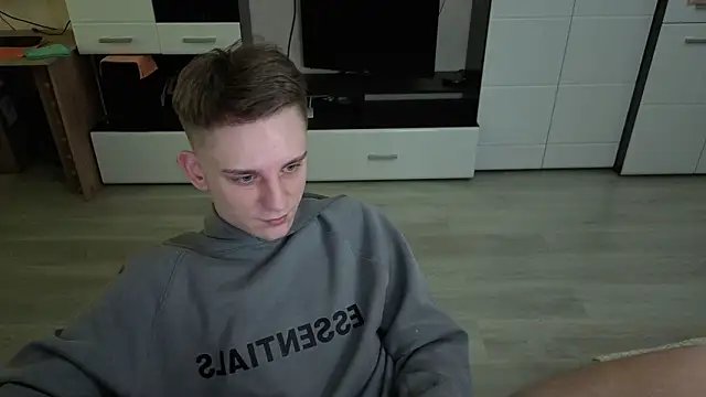 angryzan's cam snapshot