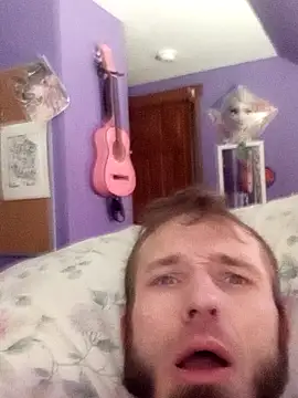 Auntiestoy's cam snapshot