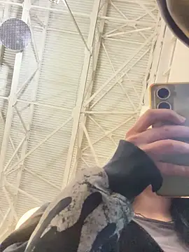 AlishaOfThorns's cam snapshot