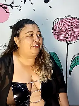 curvy_diva_'s cam snapshot