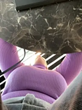 KateBurlesk's cam snapshot