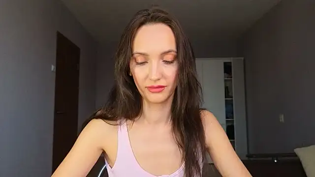 Lillian-Clark's cam snapshot