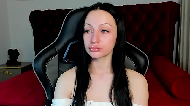 NaomiBlakes's cam snapshot