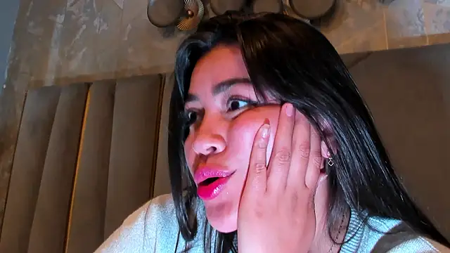 KimDevinne live sex cam