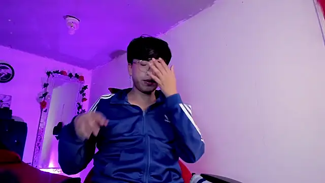 AnggelONfiree's cam snapshot